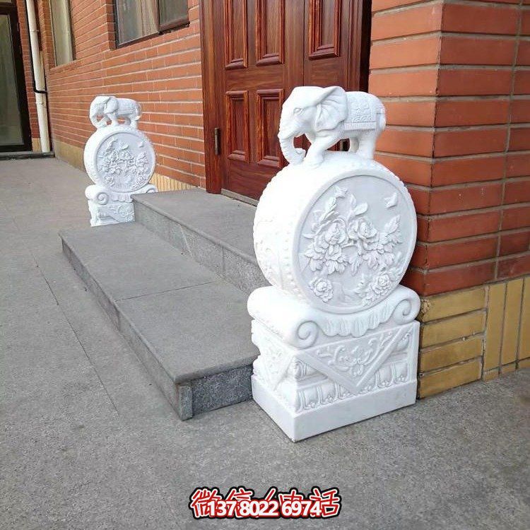 浪漫經(jīng)典，精致雕刻吉祥小象抱鼓石