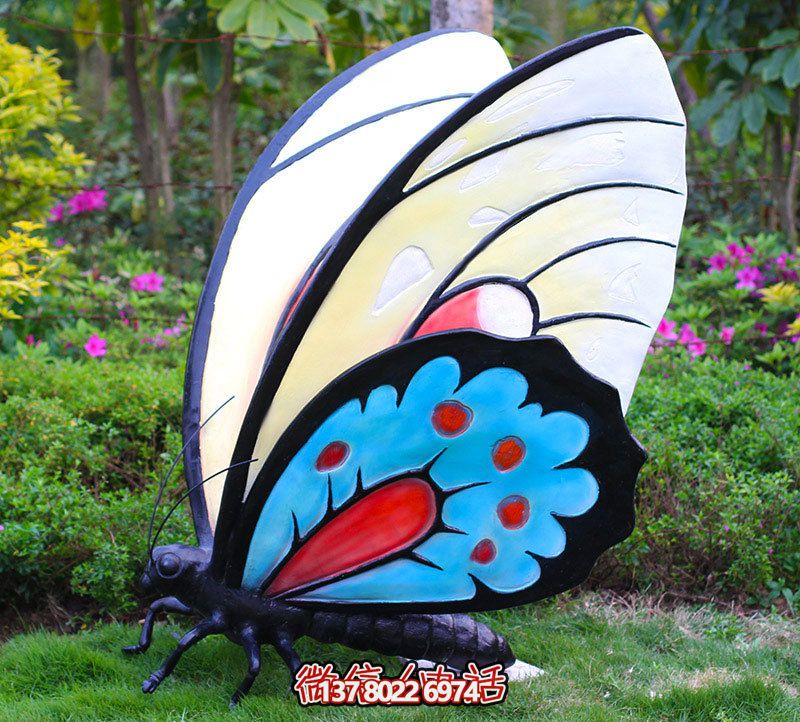 玻璃鋼彩繪蝴蝶雕塑，美化小區環境