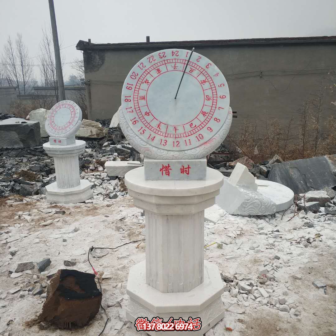 石質日晷雕塑，讓景區(qū)更加創(chuàng)意美觀！