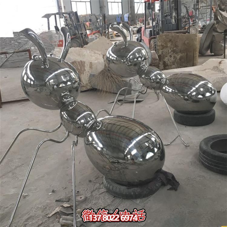 不銹鋼動物雕塑，點綴公園景觀