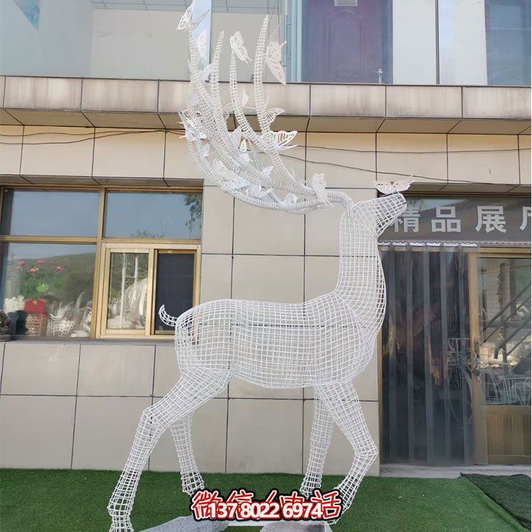 鏤空小鹿雕塑不銹鋼材鏤空戶(hù)外動(dòng)物擺件