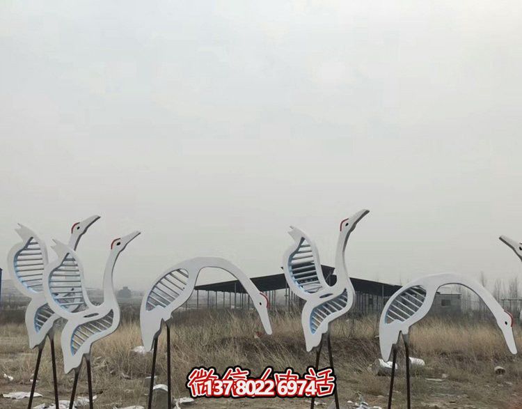 戶(hù)外田野不銹鋼抽象仙鶴雕塑